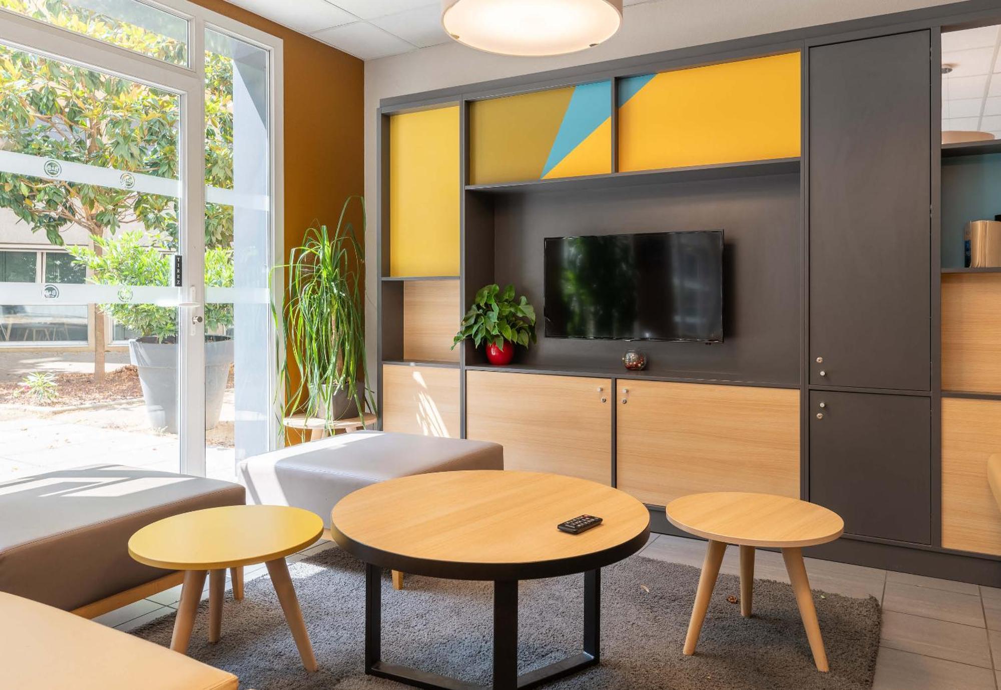 B&B Hotel Lyon Caluire Cite Internationale מראה חיצוני תמונה
